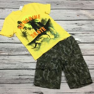 Gap Boys 12 14 Skate Top & Camo Cargo Shorts